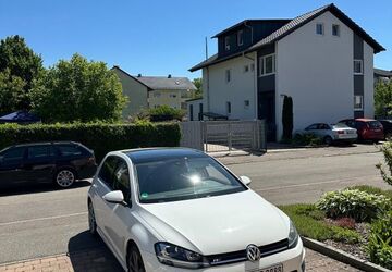 VW Golf 83.000 km 17.000 &euro; Offenburg 77654