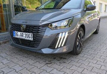 Peugeot 208 2.750 km 24.890 &euro; Oppenau 77728