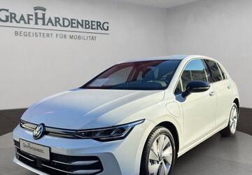 VW Golf 8.200 km 32.888 &euro; Gengenbach 77723