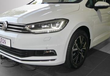 VW Touran 27.000 km 35.777 &euro; Offenburg 77652