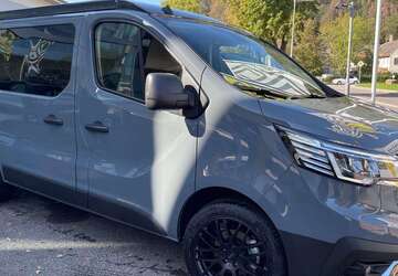 Renault Trafic 2.990 km 59.999 &euro; Zell am Harmersbach 77736