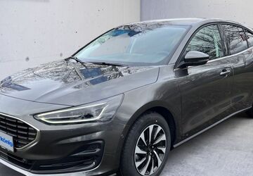 Ford Focus 1.500 km 31.811 &euro; Offenburg- Industriegebiet Elgersweier-Nord 77656