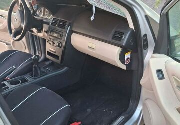 Mercedes-Benz A 150 197.000 km 1.100 &euro; Offenburg 77652