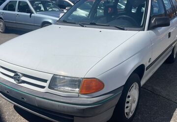 Opel Astra 156.000 km 2.299 &euro; Herbolzheim 79336