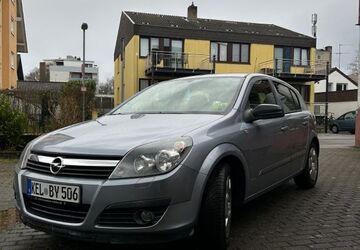 Opel Astra 111.000 km 2.450 &euro; Kehl 77694